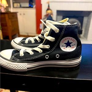 Girls Converse All Stars